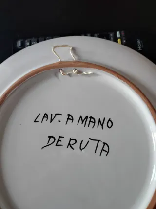 Piatto Deruta decorato a mano