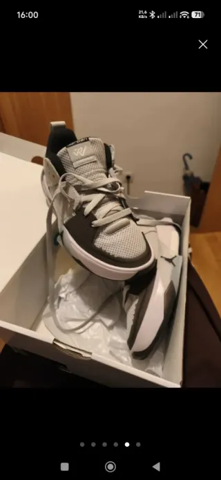 Zapatillas Jordan Niño Talla 36.5