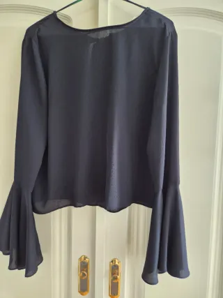 Camisa azul de fiesta