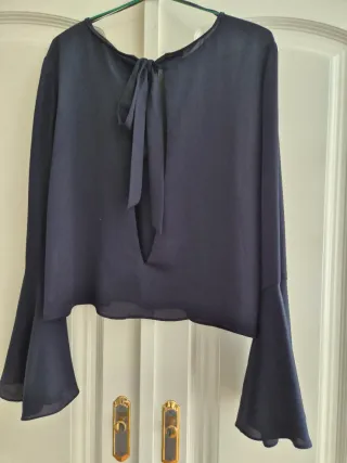 Camisa azul de fiesta