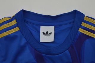 Camiseta Adidas Real Madrid Floral Azul Dorada