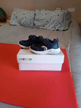 Ropa y calzado bebé hasta 2 años