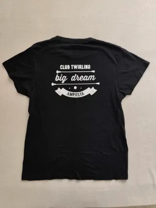 Camiseta negra básica Puedo hacer lotes y descuen