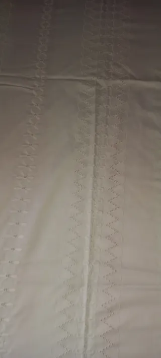 Colcha Raso Blanca 1,05cm