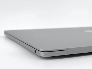 MacBook Pro 13" M2 (2022) 8 CPU/10 GPU núcleos - SSD 256Gb - RAM 8Gb - Gris Espacial