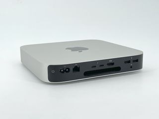 Mac mini M1 (2020) 8 CPU/8 GPU núcleos - Disco 512GB SSD - RAM 16Gb