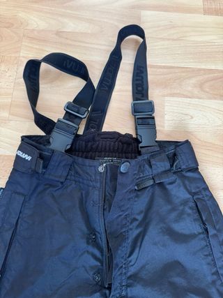 Pantalón esquí Joluvi 8 años y botas nieve