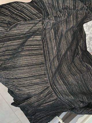 Ropa de camilla chenilla beige y negra