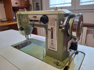 Máquina de coser Alfa Mod 104