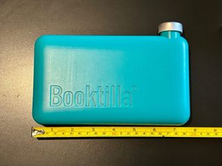 Borraccia piatta Booktilla