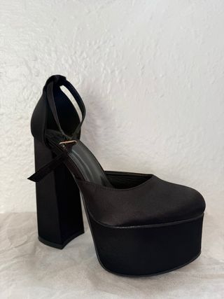 Zapatos de tacón negros plataforma