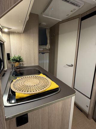 Caravana Burstner Premio 415 TK