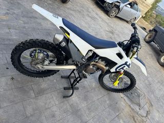 Husqvarna 250 4t 2021
