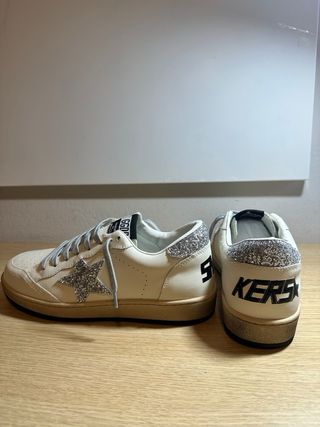 Golden Goose Sneakers Blancas y Plateadas