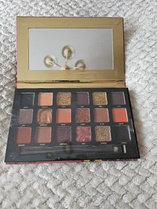 Paleta de sombras W7 Influence