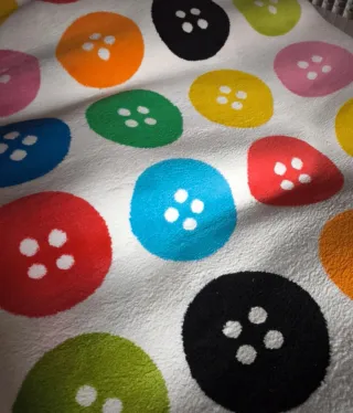 Alfombra Ikea Botones Grandes Multicolor