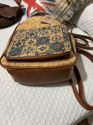 Mochila pequeña de corcho