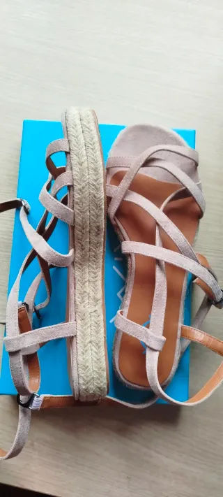 Sandalias talla 38 Beige y Marrones