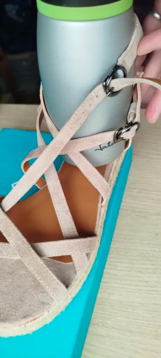 Sandalias talla 38 Beige y Marrones