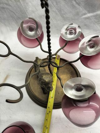 Suporte Vintage C/ Leão e Taças Roxo