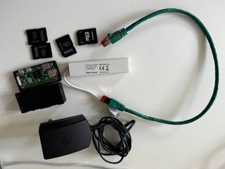 Raspberry Pi Zero V1.3, 32GB SD, Caja, Alimentador