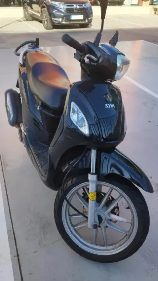Sym Symphony 125 CC Scooter 2014
