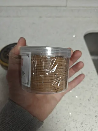 Inciensario de cerámica con inciensos