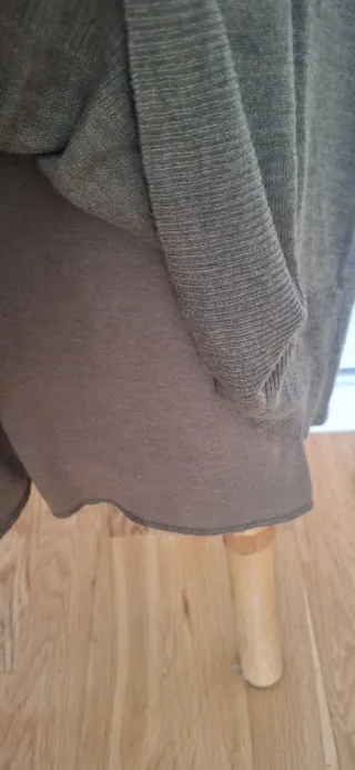 Vestido largo punto Zara verde caqui.