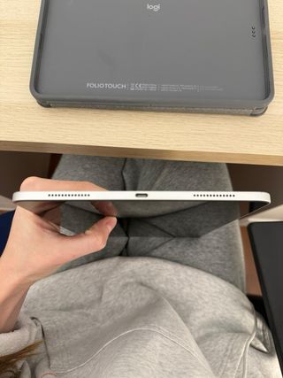 iPad Pro 11 2020 + Folio Touch + Apple Pencil
