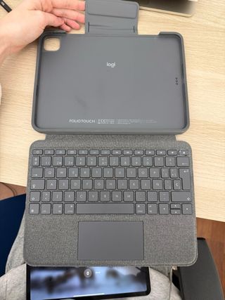 iPad Pro 11 2020 + Folio Touch + Apple Pencil