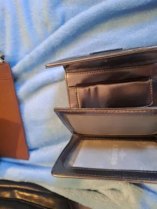 Cartera plateada mujer a estrenar