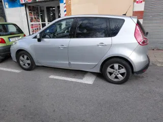 Renault Scenic 2011