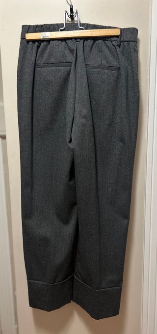 Pantalón recto mujer gris