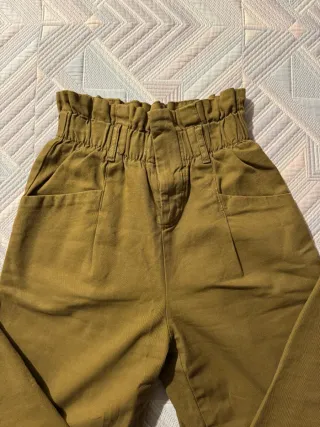 Pantalón verde oliva cintura alta