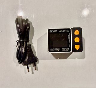 Cargador Skyrc B6 Neo