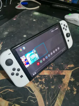 Nintendo Switch oled con funda Zelda Tears Kingdom