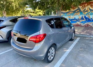 Opel Meriva B  2011
