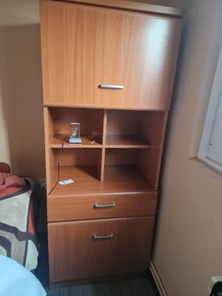 Mueble de salón de madera