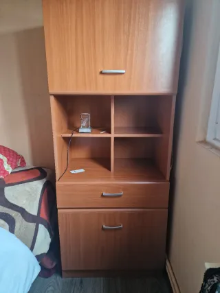 Mueble de salón de madera