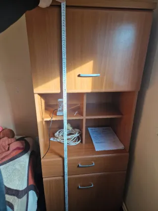 Mueble de salón de madera