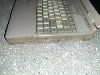 Toshiba Satellite 220CS Portátil