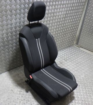 INTERIOR COMPLETO Opel Corsa 2024