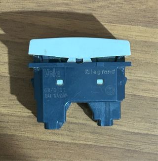 Interruttore Vela Legrand 687001