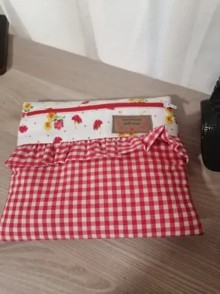 Bolso de maternidad y neceser a juego