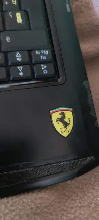 Portátil Acer Edición Especial Ferrari