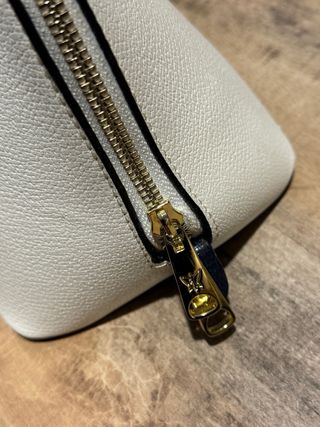 Bolso piel marca Pepe Moll señora rojo y blanco