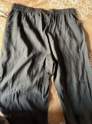 Pantalon negro xl Mango