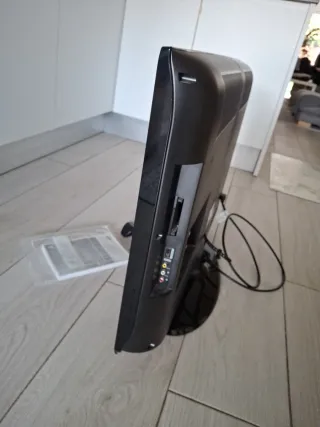 Televisor Samsung LE32B450C4W LCD