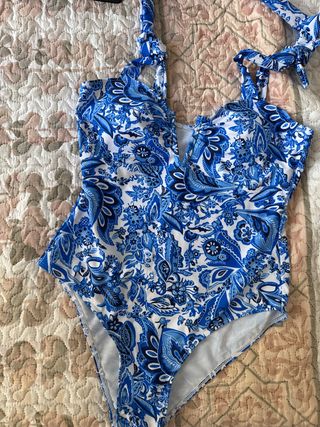 Bañador estampado azul y blanco