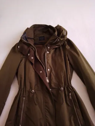 Chaqueta Zara Verde Militar Talla XS